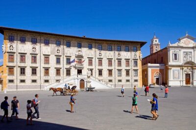 Pisa and Lucca Shore Excursion from La Spezia Port - La Spezia pickup at 8:00 am: the start that sets the tone