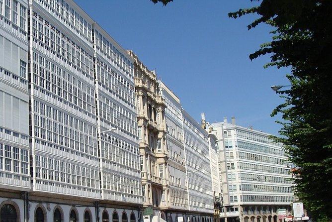 Private City Tour of A Coruna - Shore Excursion - The promenade and sea-side city loop: Domus, aquarium, beaches