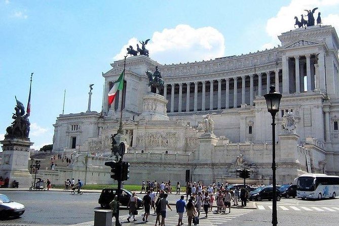 Private shore excursion to Rome from Civitavecchia port - Classic Ancient Rome: Colosseum and Quick Stops That Set the Mood