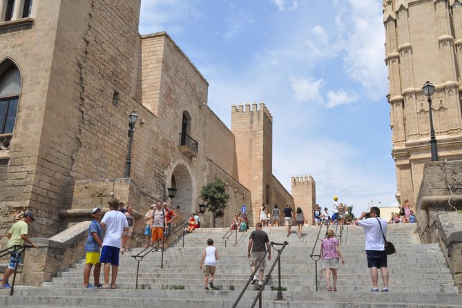 Private Shore Excursion to Valldemossa and Palma de Mallorca - Food timing: tapas are the only extra you’re expected to budget for