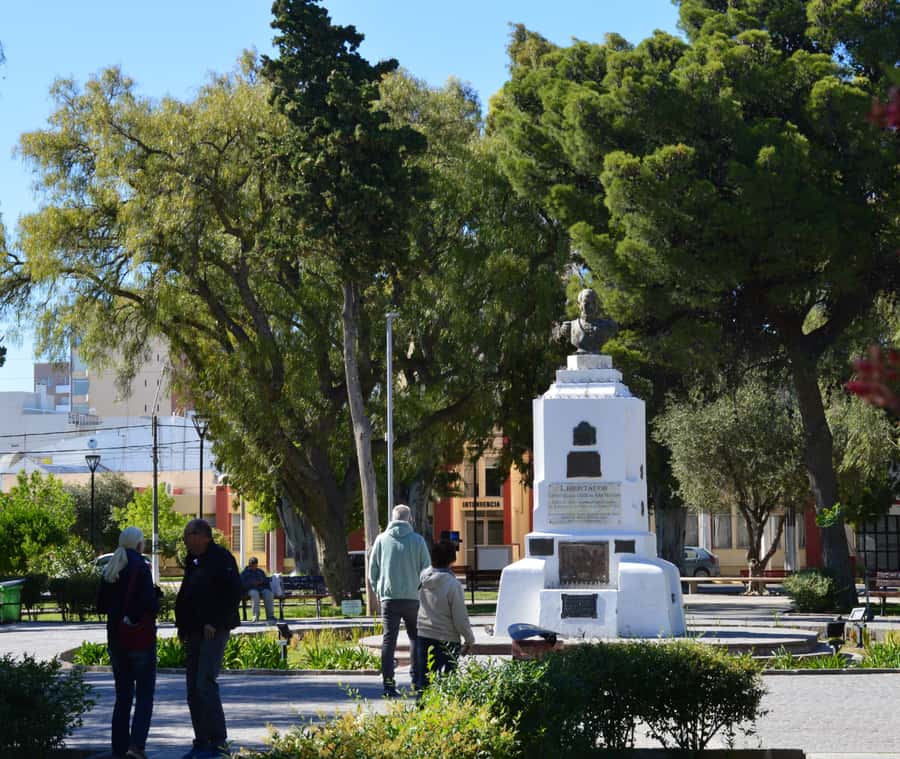 Puerto Madryn: Punta Loma Shore Excursion - Practical tips: what to bring (and what the reserve won’t allow)