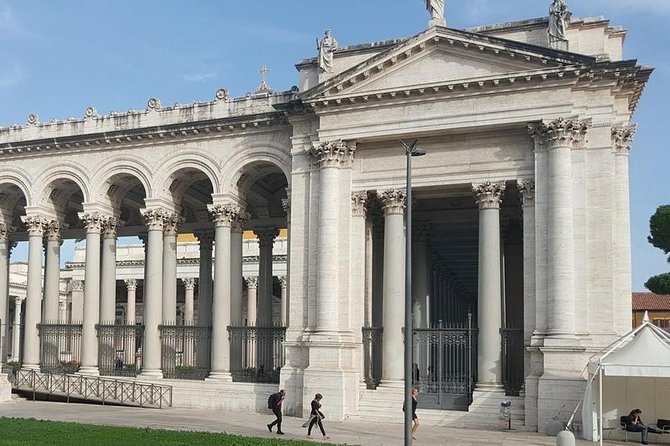 Rome Private Full Day Shore Excursion 9 hours - Stop 1 in Civitavecchia: 10 Minutes That Set the Tone