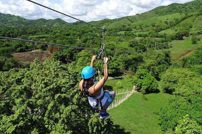 Shore excursion 7 waterfalls &5 zip lines amber cove & Taino bay - The 30-minute jungle hike that sets the tone