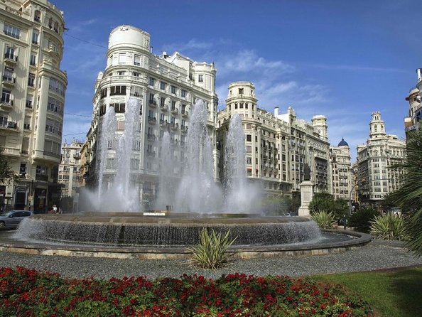 Shore Excursion: City Tour with Tapas in 11th Century Monument - Key Things to Know Before You Go