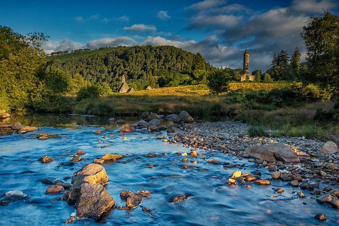 Shore Excursion from Dublin: Including Dublin highlights and Glendalough - Guides and On-the-Spot Help: Who to Look For