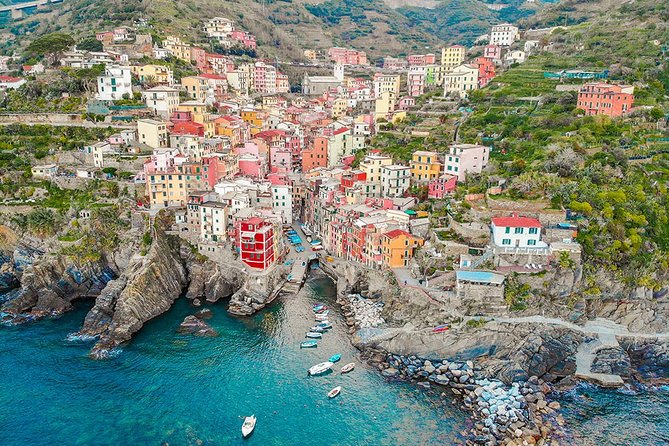 Shore Excursion from Livorno: Cinque Terre and Pisa independent private tour - Monterosso al Mare: your most time-friendly village stop