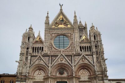 Shore excursion from Livorno to Siena and San Gimignano by private minivan - San Gimignano in 60 Minutes: Towers, Squares, and Tuscan Views