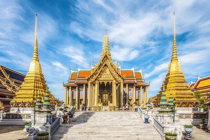 Shore Excursion Laem Chabang Port : Grand Palace & Famous Temples - Wat Arun (Temple of Dawn): river crossing by boat