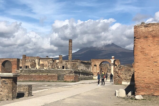 Shore Excursion Pompeii Sorrento & Positano from Naples - Pompeii Archaeological Park: the highlights with an official guide