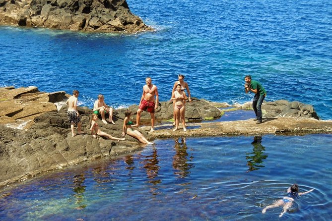 Shore Excursion Porto Moniz - Enchanted Terraces 4x4 tour - Porto Moniz: harbor time and the volcanic pools moment