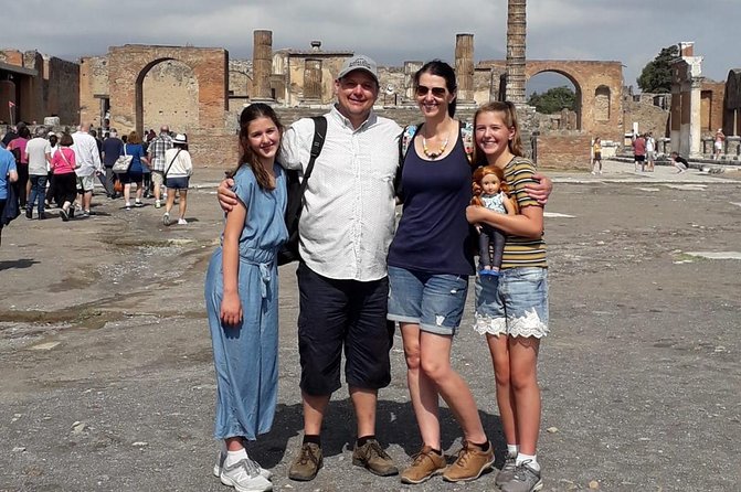 Shore Excursion Tour for Kids from Naples to Pompeii and Amalfi Coast - Practical tips to make Pompeii and the coast work for kids