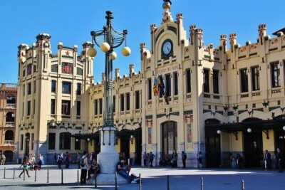 Shore Excursion: Valencia Half-Day Private Tour - Mercado Central: stop for food culture and serious design