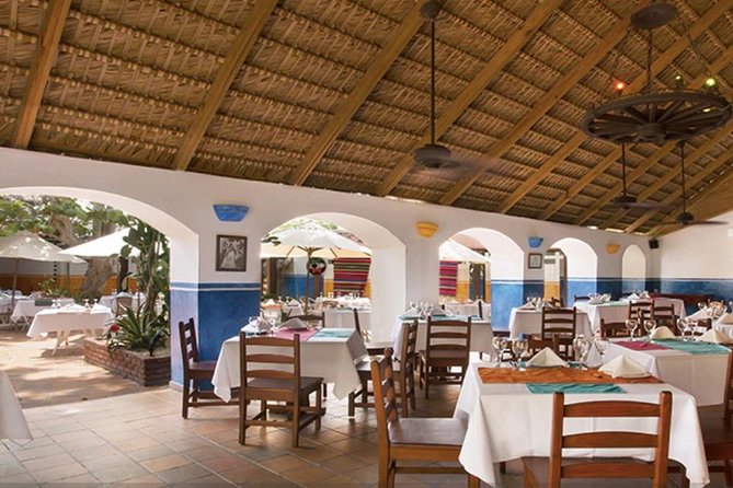 Shore Excursion: Viva Wyndham Resort For The Day With Unlimited Food & Drinks - Pools, jacuzzi, and private beach: the comfort checklist