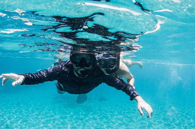 Snorkel Shore Trip with Scubaçao "East Point" - Equipment, lockers, and the small comfort wins