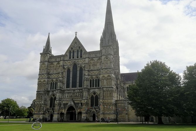 Southampton Shore Excursion: Magna Carta, Salisbury, Bath and Stonehenge - How the private vehicle changes your day (and your stress level)