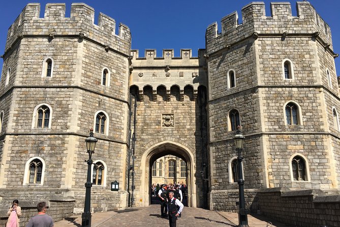Southampton to Heathrow Airport Via Windsor Castle - Comfort and route: why this transfer feels easier than public transport