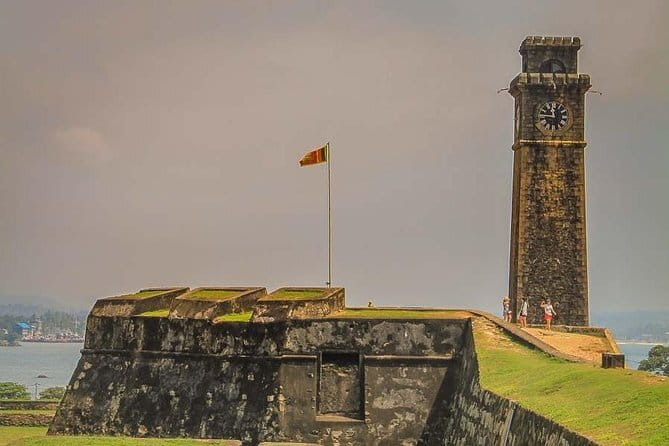 SriLanka Shore Excursion by Genuine Srilankans - Lotus Tower: the city view wrap-up your schedule actually earns