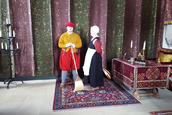 Stirling Castle, Trossachs and Loch Lomond Shore Excursion - Stirling Castle: where the day’s story starts