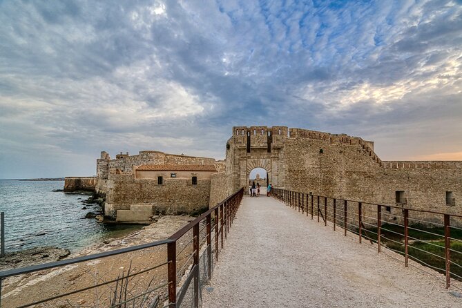 Syracuse Private Shore Excursion: Archaeological Park and Ortigia - Ortigia on foot: the old-town walk that keeps your pace human