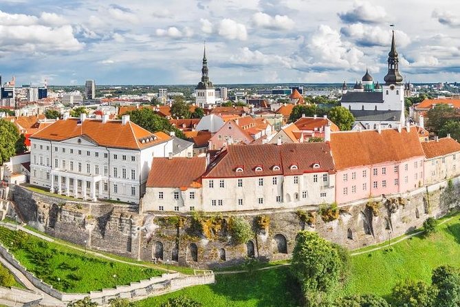 Tallinn Shore Excursion: Tallinn Sightseeing Tour by Coach and Foot - Price and value: what $207.52 really buys