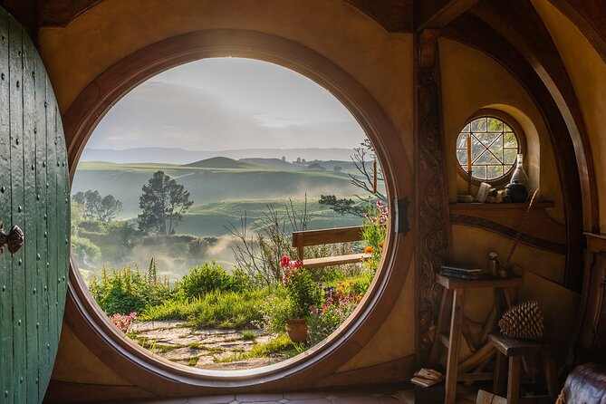 Tauranga to Magical Hobbiton Movie Set - Private Shore Excursion - “Magical” set plus real-world New Zealand in one half-day