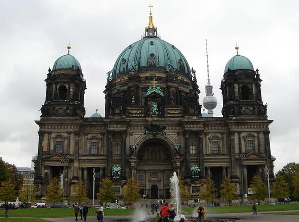 Warnemuende Shore Excursion: Private Berlin Tour - Key things I’d bookmark before you go